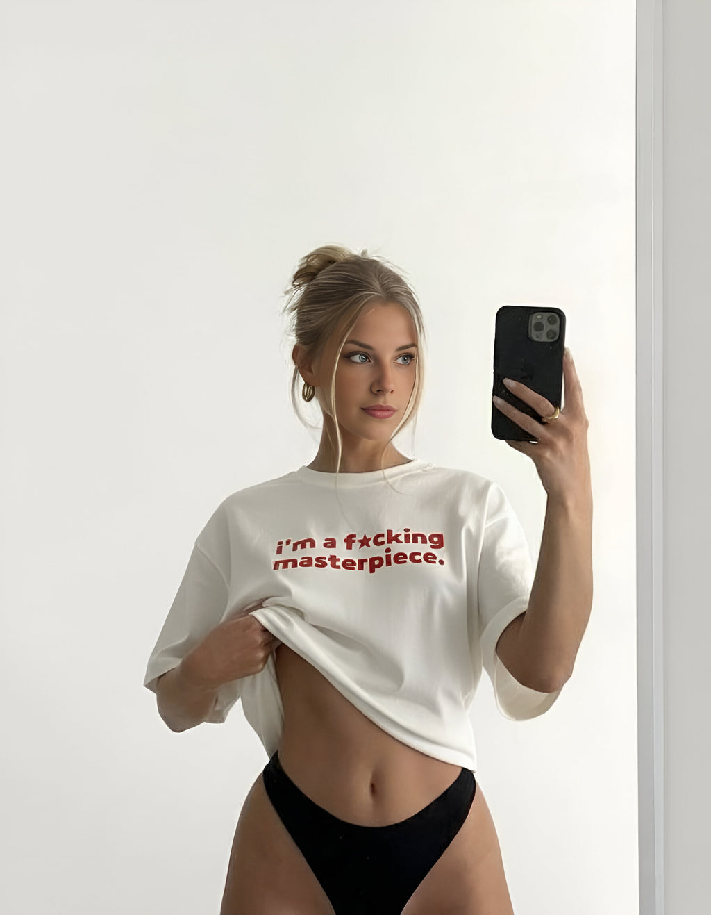 Bold Masterpiece Statement Tee – Oversized Unisex T-Shirt in White