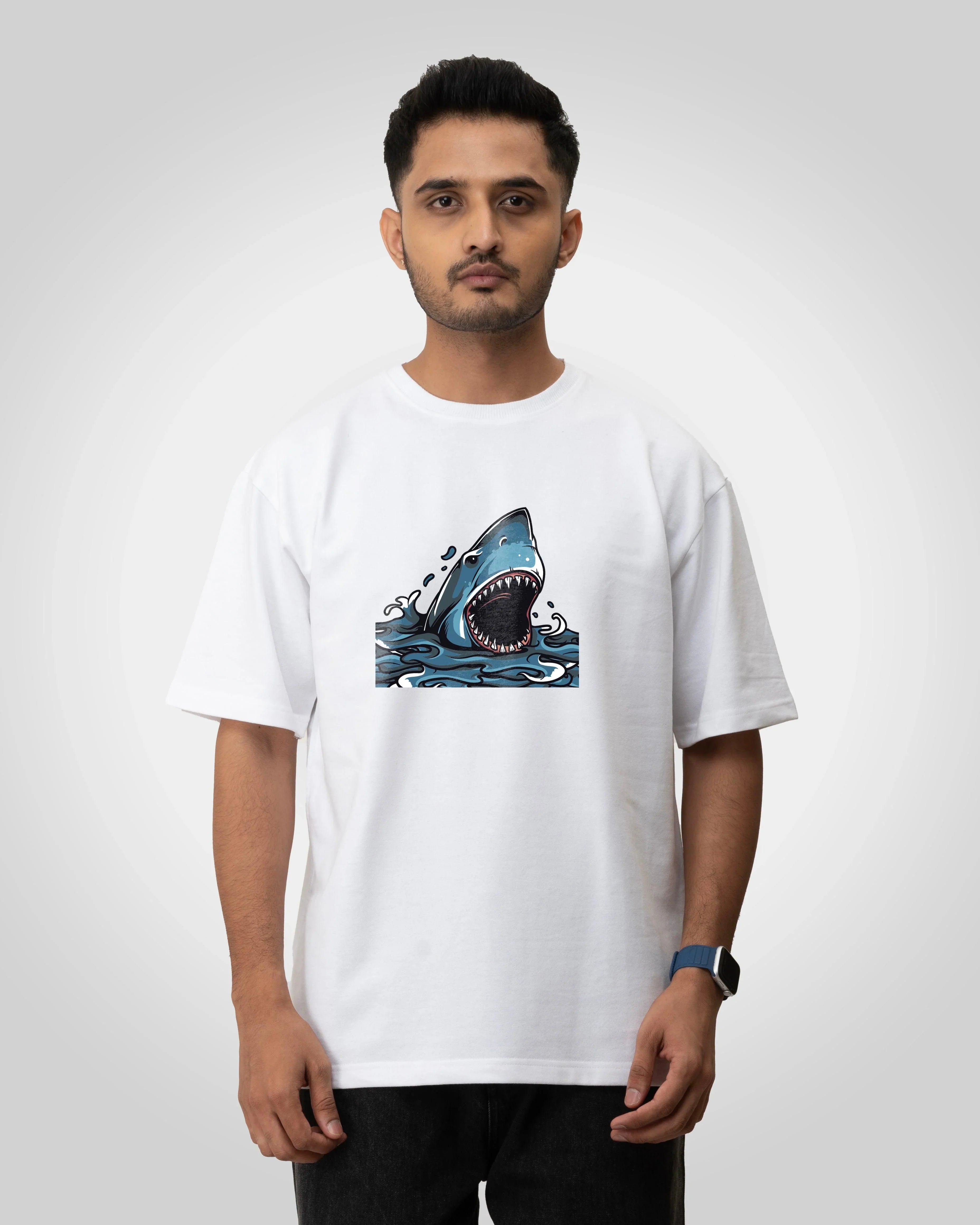 Shark white Unisex t-shirt oversized t-shirt - Bellbum